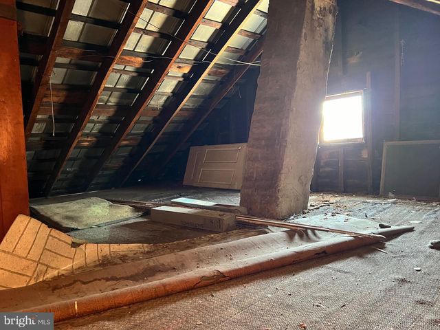 325 AND 327 HOOD STREET, Chambersburg, PA 17201