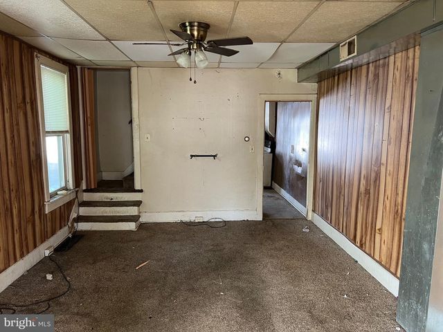 325 AND 327 HOOD STREET, Chambersburg, PA 17201