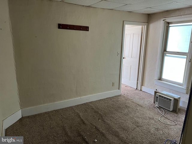 325 AND 327 HOOD STREET, Chambersburg, PA 17201