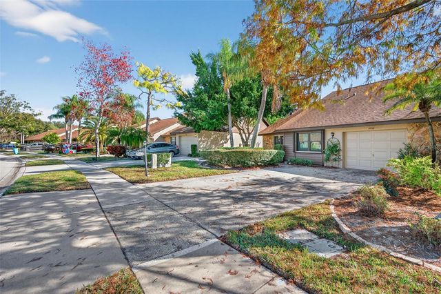 9750 LAKE SEMINOLE DRIVE E, Largo, FL 33773