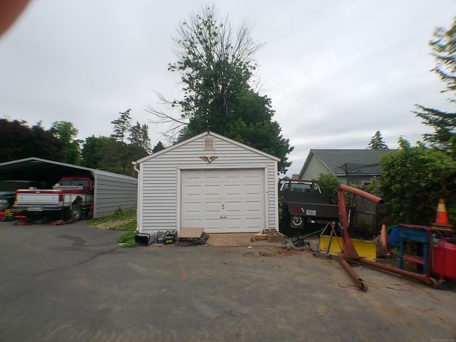 80 Russell Street, Middletown, CT 06457