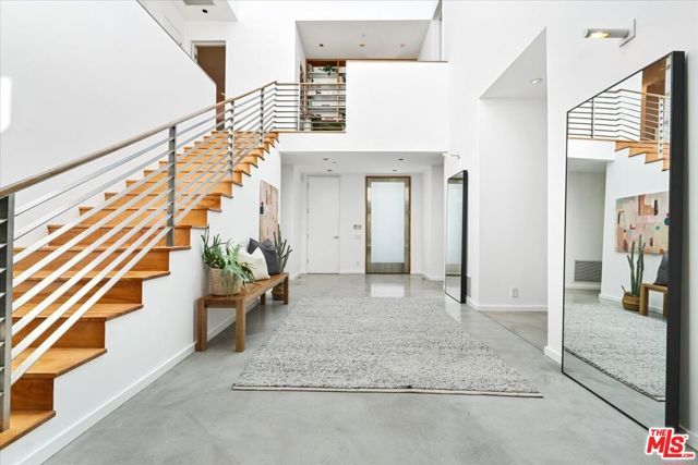 211 S Valley Street, Burbank, CA 91505