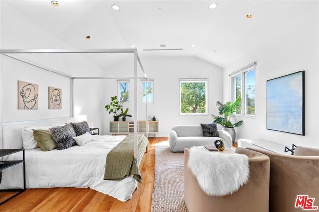 211 S Valley Street, Burbank, CA 91505