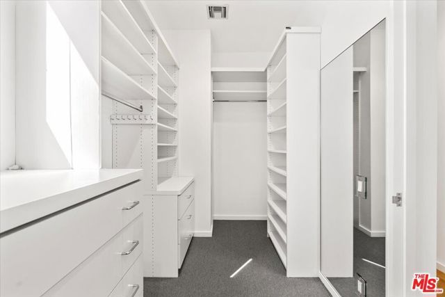 211 S Valley Street, Burbank, CA 91505