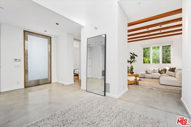 211 S Valley Street, Burbank, CA 91505