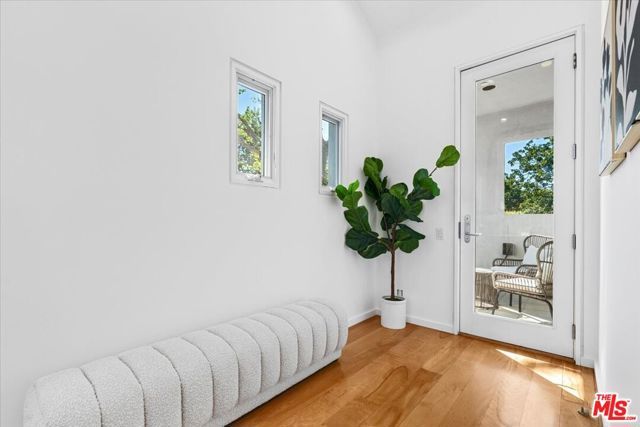 211 S Valley Street, Burbank, CA 91505