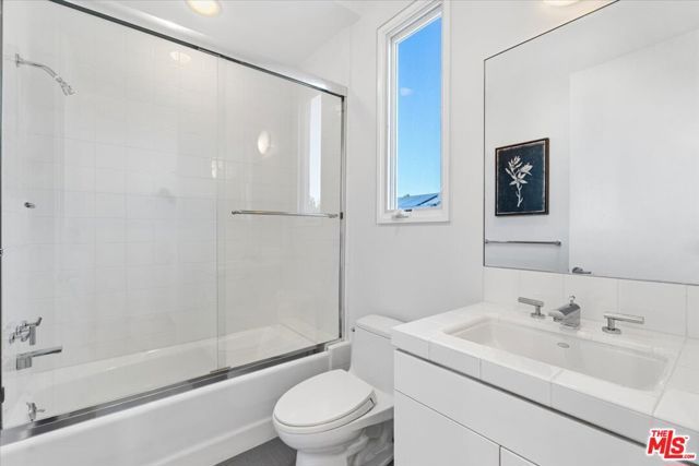 211 S Valley Street, Burbank, CA 91505