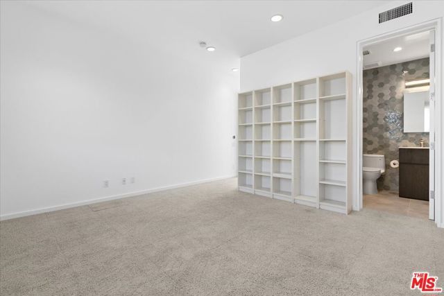 211 S Valley Street, Burbank, CA 91505