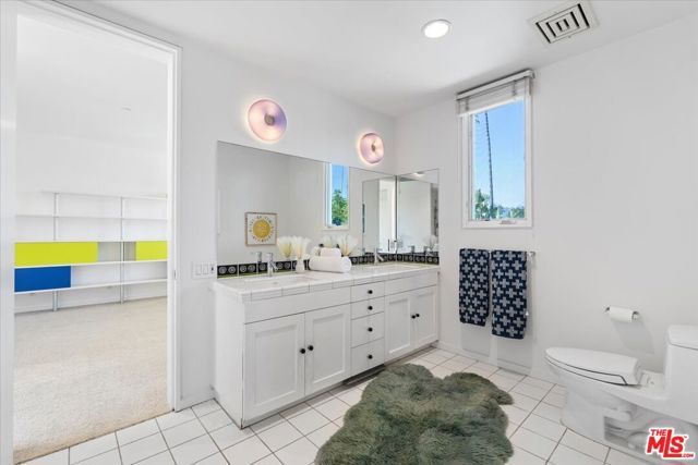 211 S Valley Street, Burbank, CA 91505