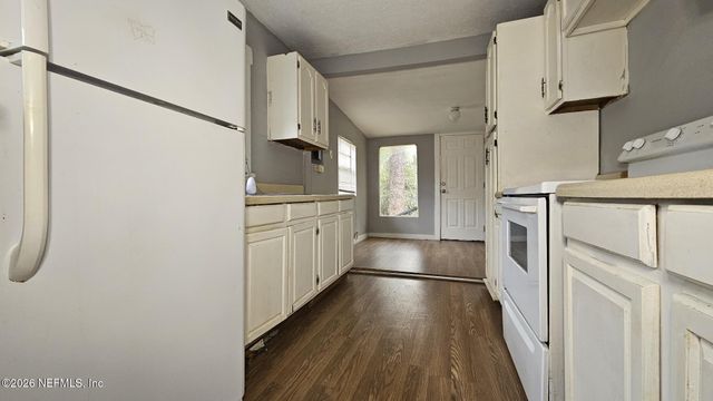 6835 VERMILLION Street, Jacksonville, FL 32208