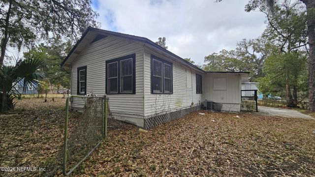 6835 VERMILLION Street, Jacksonville, FL 32208