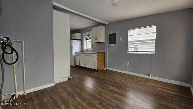 6835 VERMILLION Street, Jacksonville, FL 32208