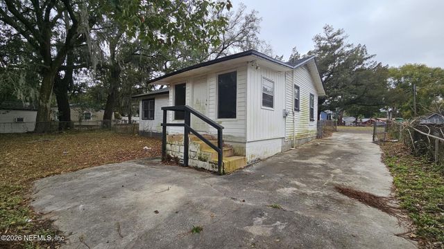 6835 VERMILLION Street, Jacksonville, FL 32208