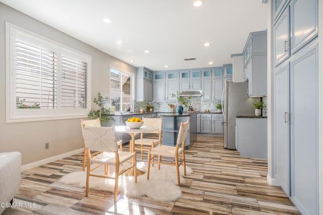 1880 Winterdew Avenue, Simi Valley, CA 93065