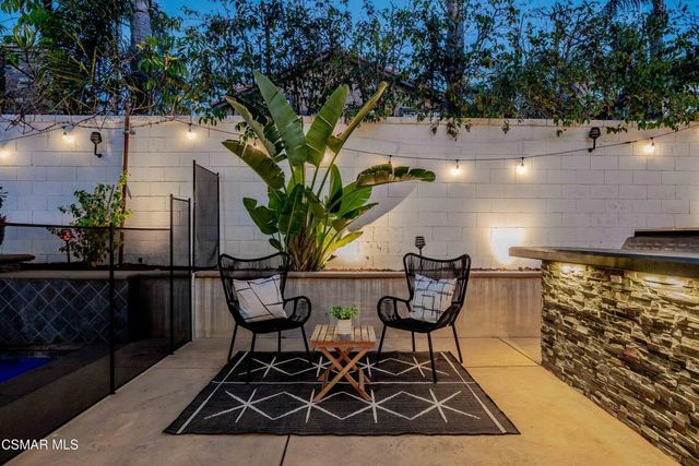 1880 Winterdew Avenue, Simi Valley, CA 93065