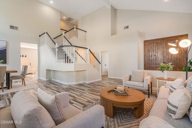 1880 Winterdew Avenue, Simi Valley, CA 93065