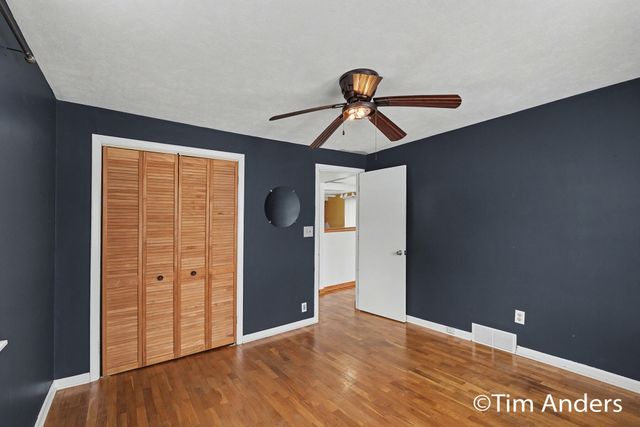 6773 Elmview Avenue Ne, Cannon Twp, MI 49341