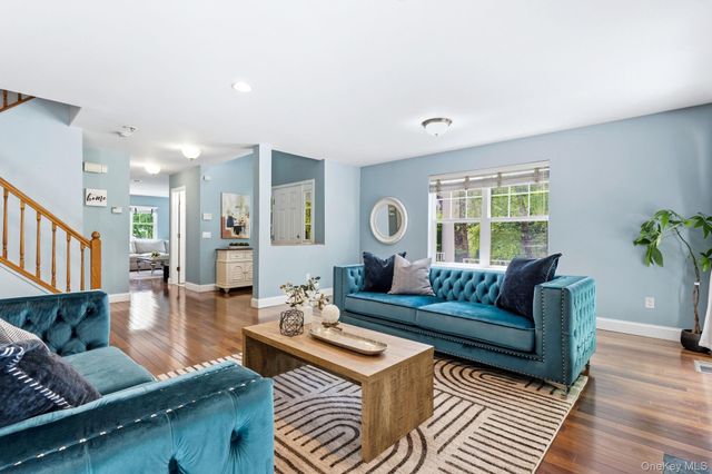 94 Hillcrest Lane, Peekskill, NY 10566