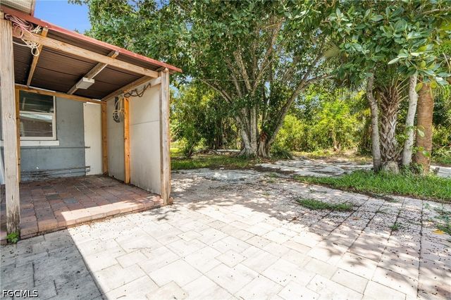 2351 Dora ST, Fort Myers, FL 33901