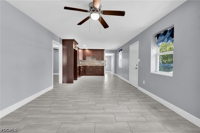 2351 Dora ST, Fort Myers, FL 33901