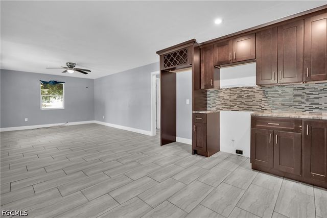 2351 Dora ST, Fort Myers, FL 33901