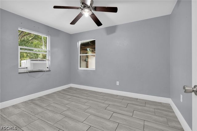 2351 Dora ST, Fort Myers, FL 33901
