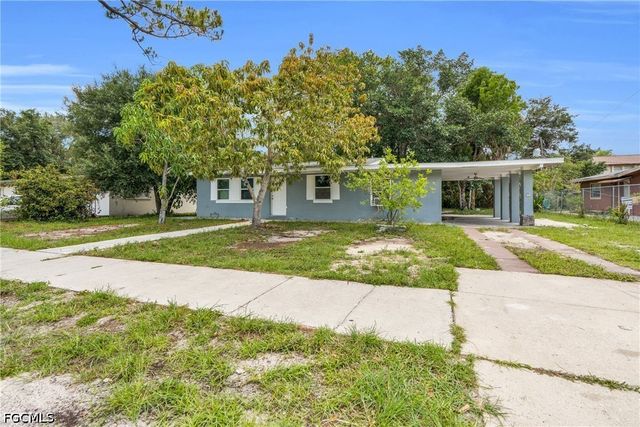 2351 Dora ST, Fort Myers, FL 33901