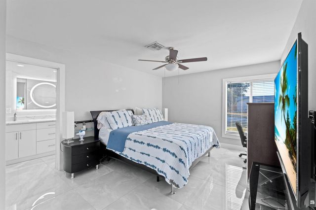 12293 Old Country Road S, Wellington, FL 33414