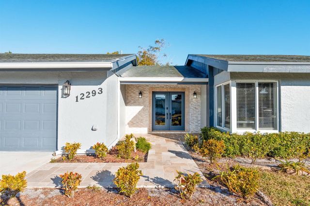 12293 Old Country Road S, Wellington, FL 33414
