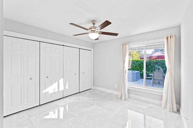 12293 Old Country Road S, Wellington, FL 33414