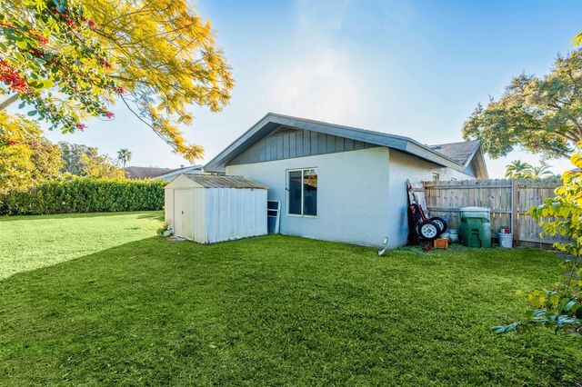 12293 Old Country Road S, Wellington, FL 33414