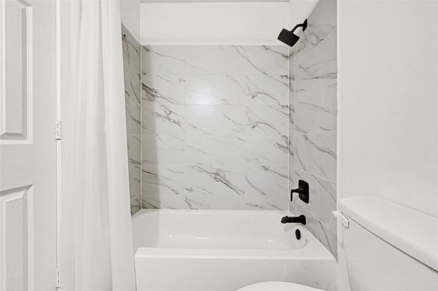 11619 Birch Run Lane, Houston, TX 77067