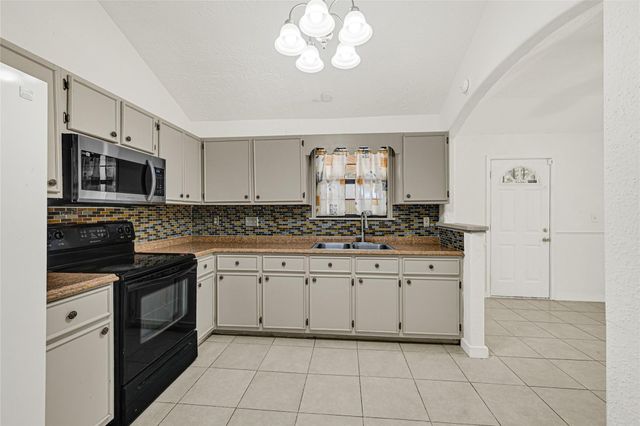 11619 Birch Run Lane, Houston, TX 77067