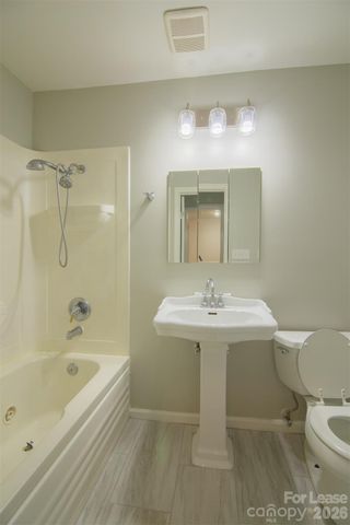 7908 Horse Chestnut Lane, Charlotte, NC 28277