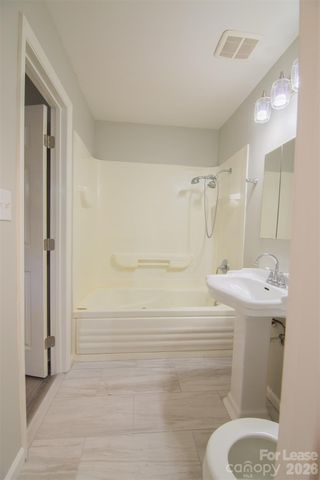 7908 Horse Chestnut Lane, Charlotte, NC 28277