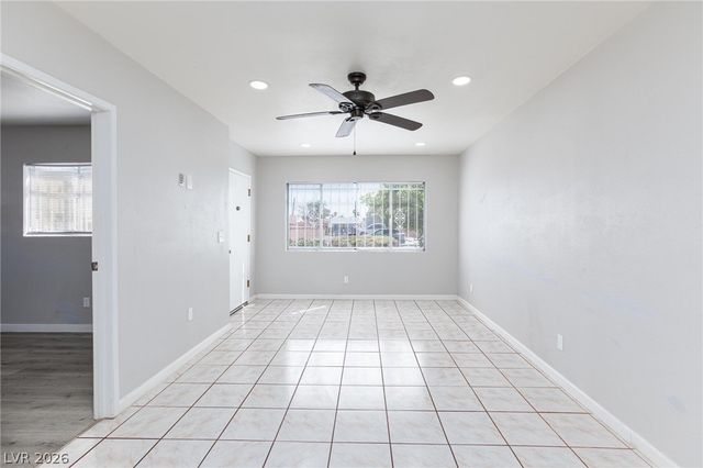 405 North 8th Street, Las Vegas, NV 89101