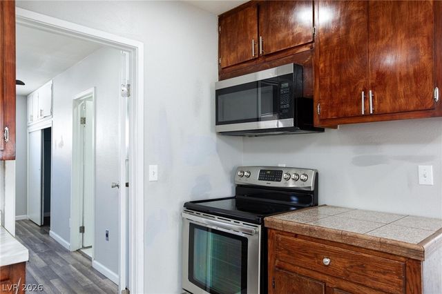 405 North 8th Street, Las Vegas, NV 89101