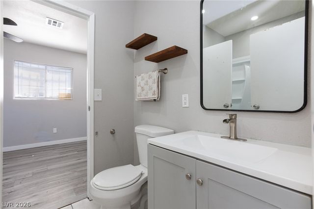 405 North 8th Street, Las Vegas, NV 89101