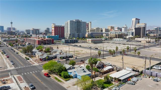 405 North 8th Street, Las Vegas, NV 89101