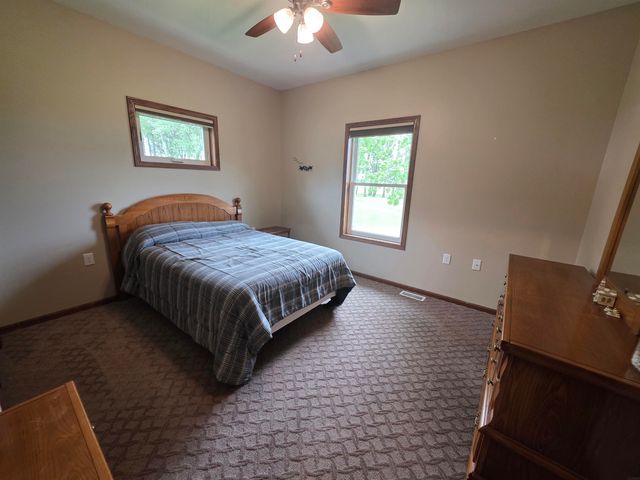 3333 220th Street, Masonville, IA 50654