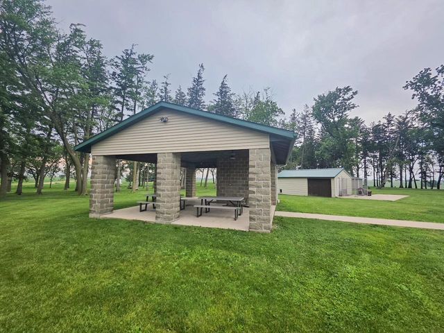 3333 220th Street, Masonville, IA 50654