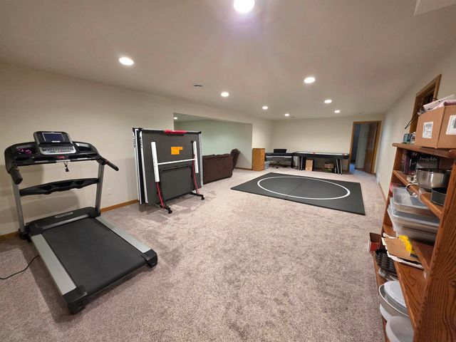 3333 220th Street, Masonville, IA 50654