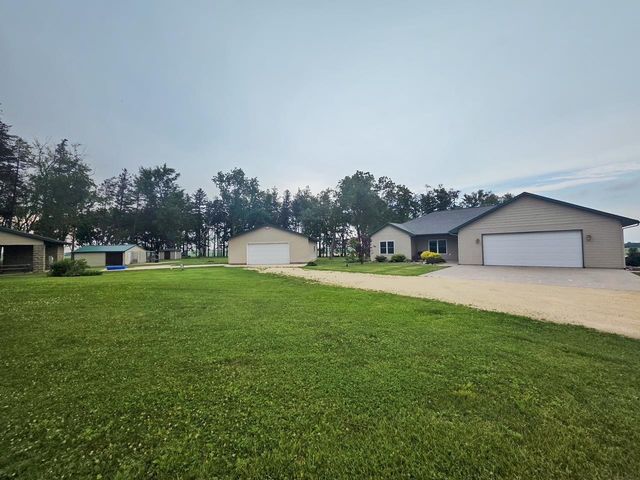 3333 220th Street, Masonville, IA 50654