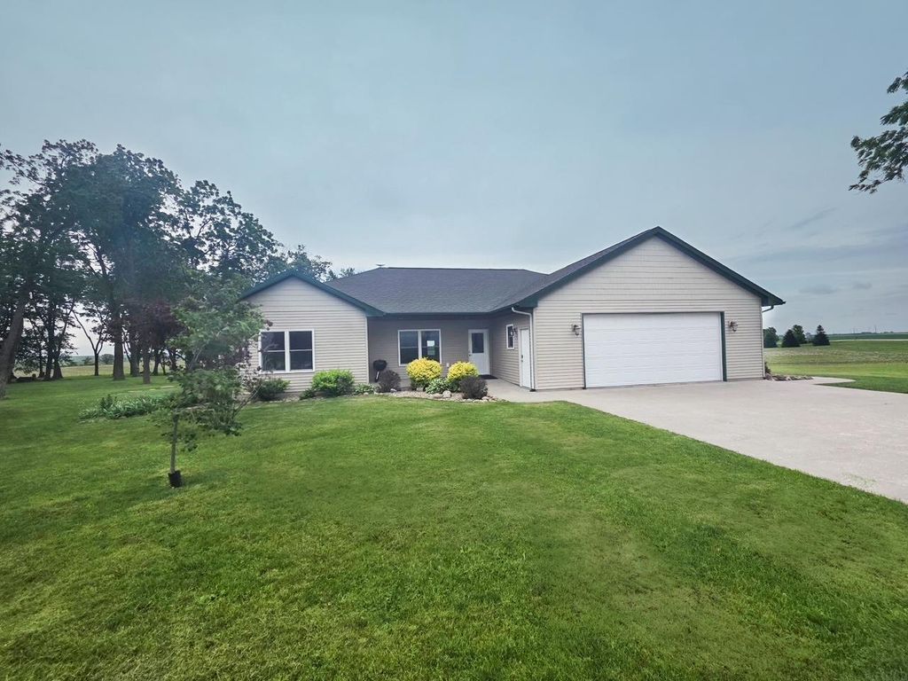 3333 220th Street, Masonville, IA 50654