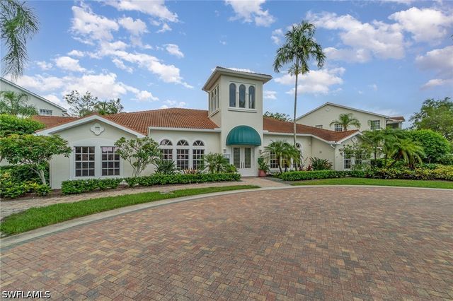 4720 Saint Croix LN 121, Naples, FL 34109