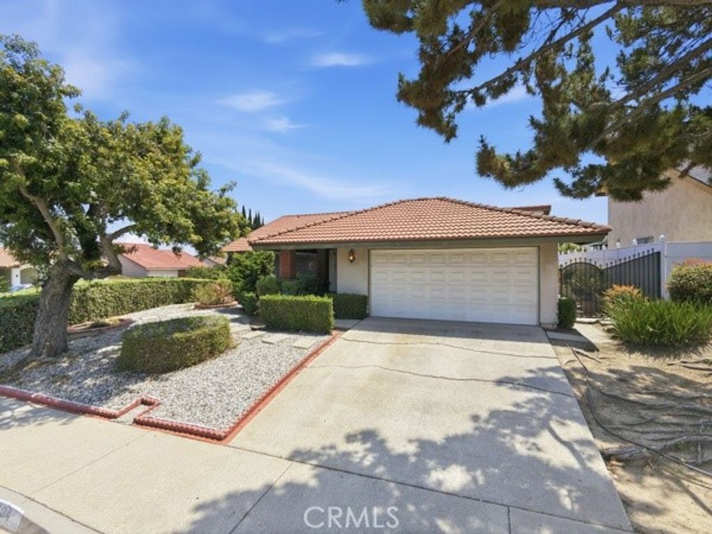 1704 Park Lawn Road, Hacienda Heights, CA 91745