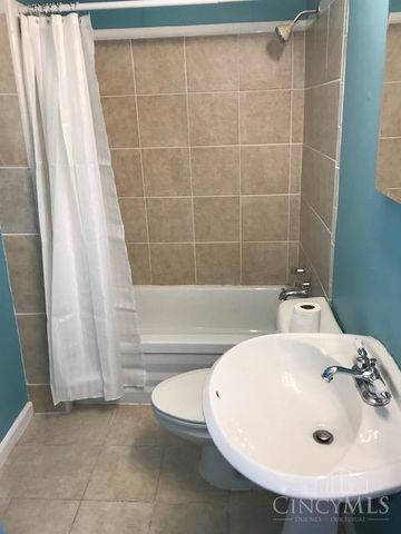 3502 Woodbine Avenue, Cheviot, OH 45211