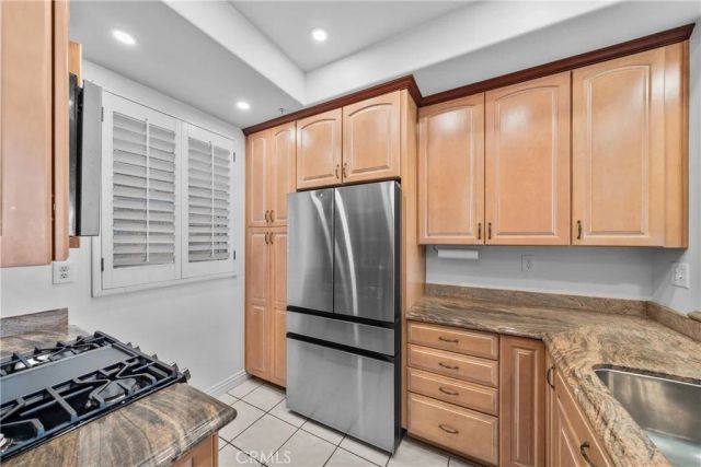 2000 Pacific Coast Hwy 108, Huntington Beach, CA 92648