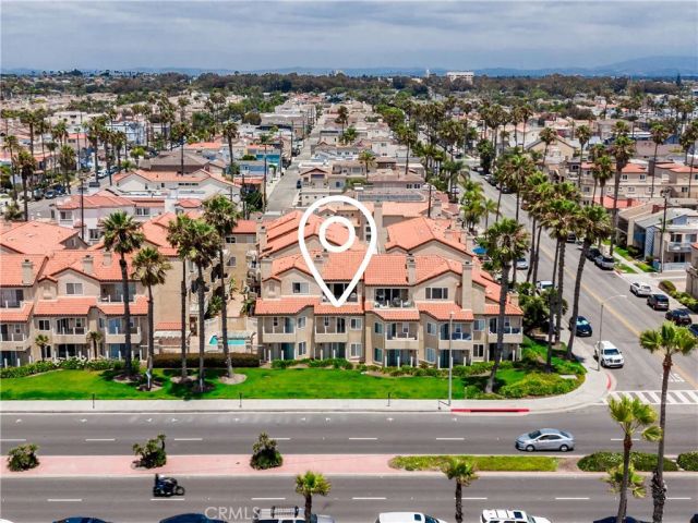 2000 Pacific Coast Hwy 108, Huntington Beach, CA 92648