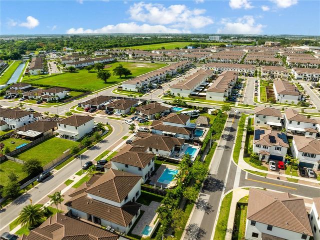 22938 SW 128th Pl, Miami, FL 33170